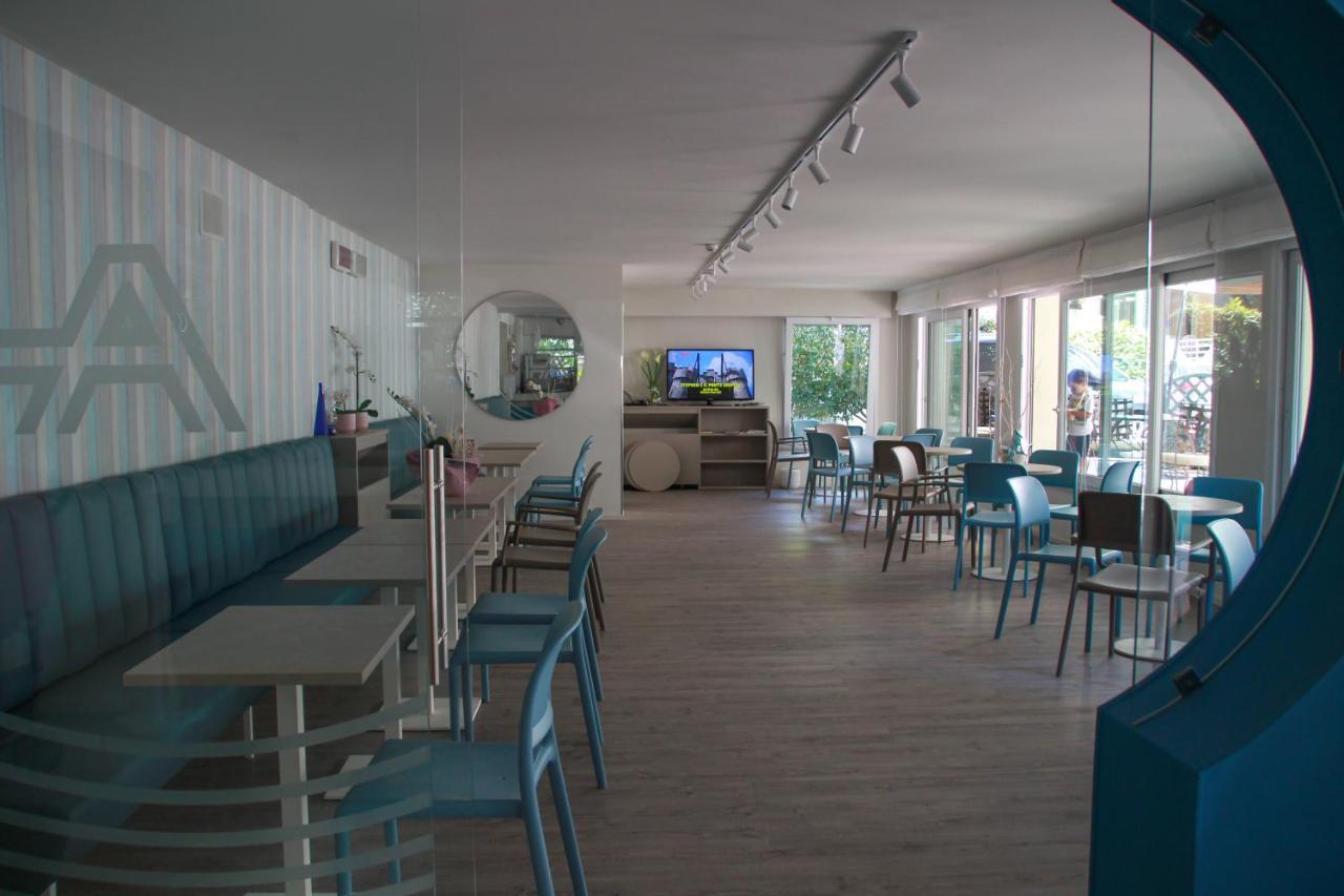 Hotel Adria ベラーリア・イジェア・マリーナ エクステリア 写真